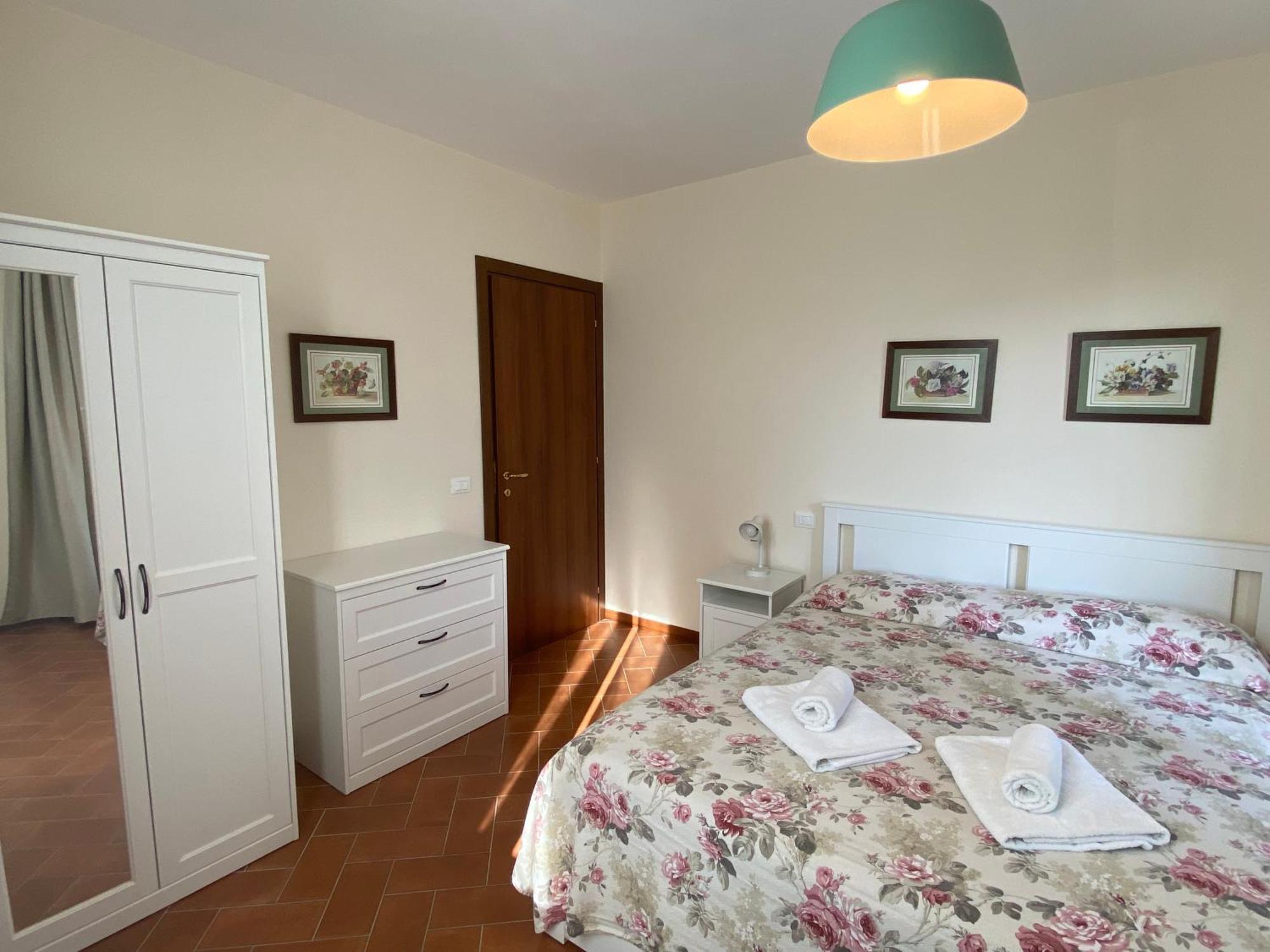 Residenza Cipressi E Olivi Apartment Верона Екстериор снимка
