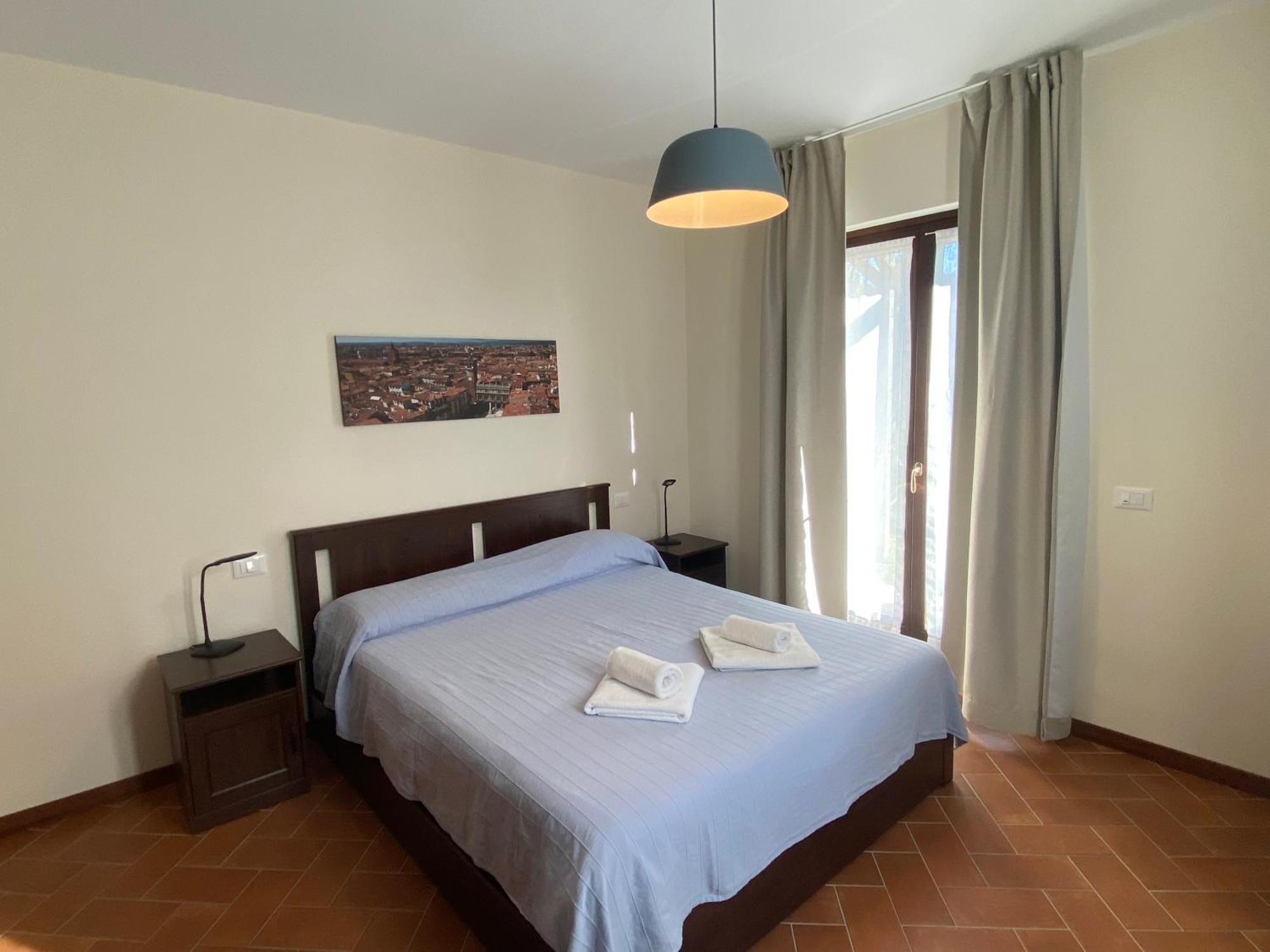 Residenza Cipressi E Olivi Apartment Верона Екстериор снимка